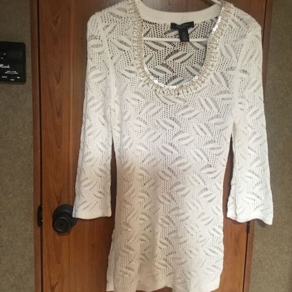 NWOT. White House/Black Market Brand Woman’s. Size MP 3/4 Sleeve Sweater w/Trim - Picture 3 of 10